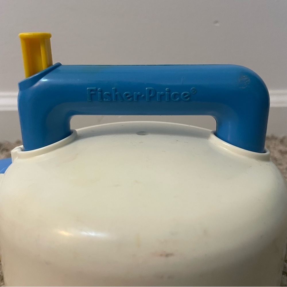 Vintage 1987 Fisher Price Whistling Tea Kettle Teapot - Picture 2 of 7